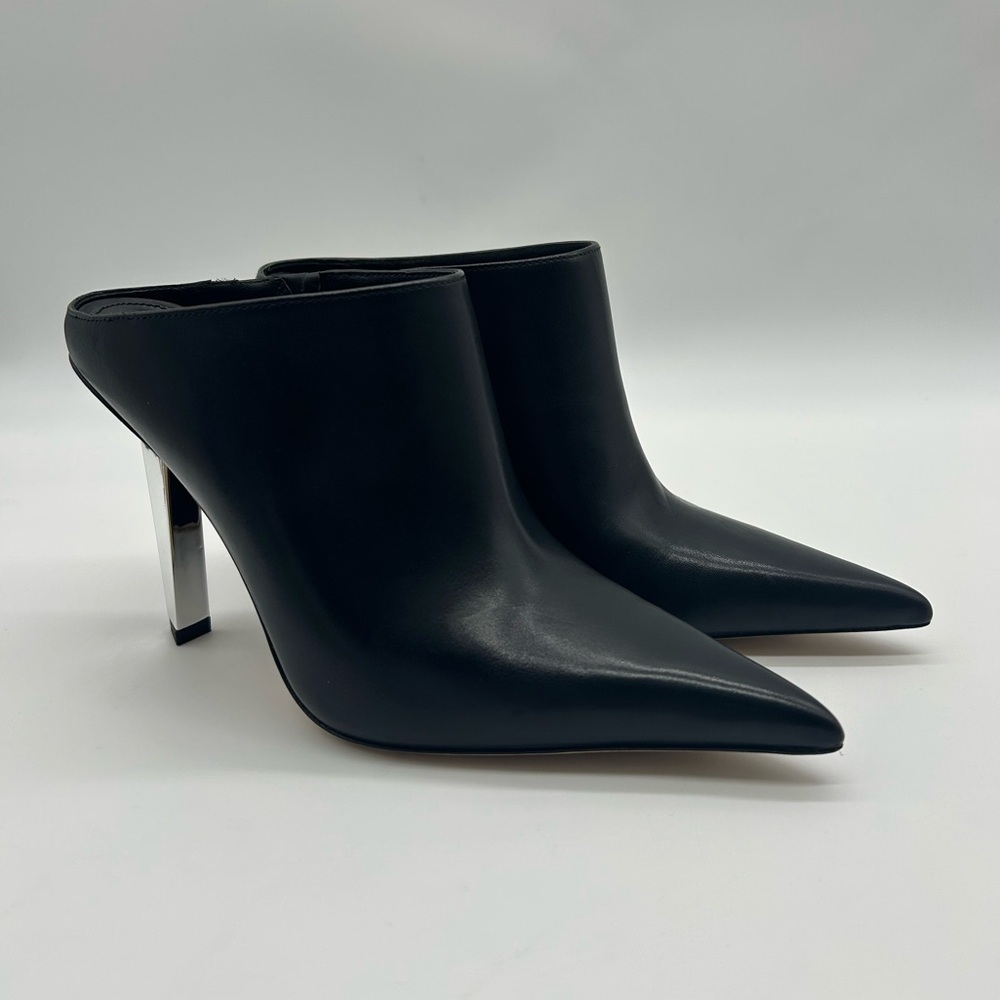 Michael Kors Halle Mule Pump Leather Black Pointed Toe Heels Size 7.5M NIB - Picture 4 of 14